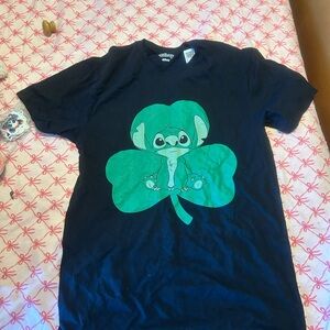 Disney stitch clover Black T-Shirt with Graphic S